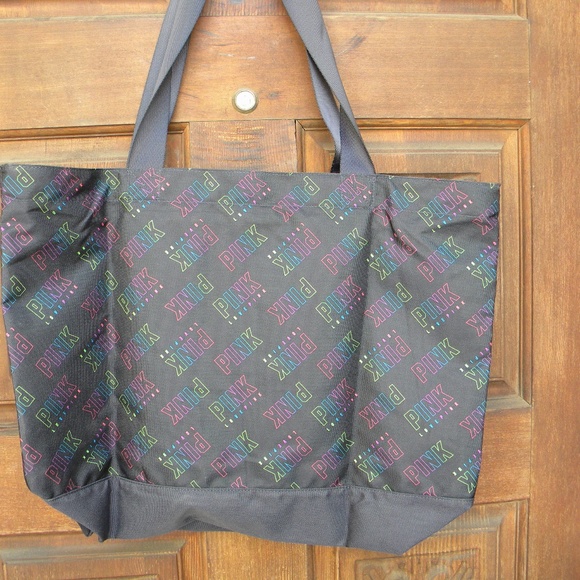 NIB Pink Victorias Secret  Weekender Tote - Picture 3 of 9